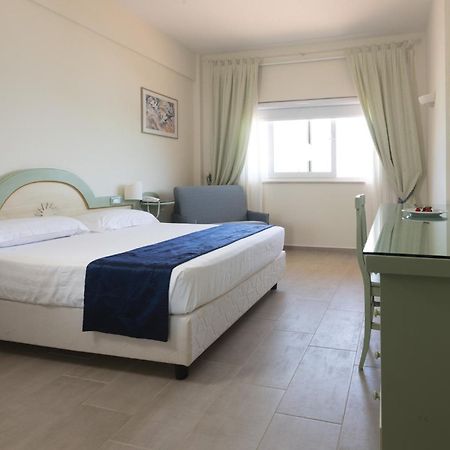 Summit Hotel ガエータ エクステリア 写真
