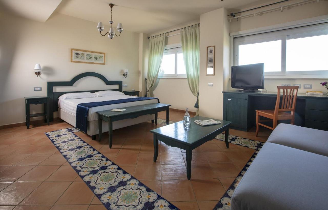 Summit Hotel ガエータ エクステリア 写真